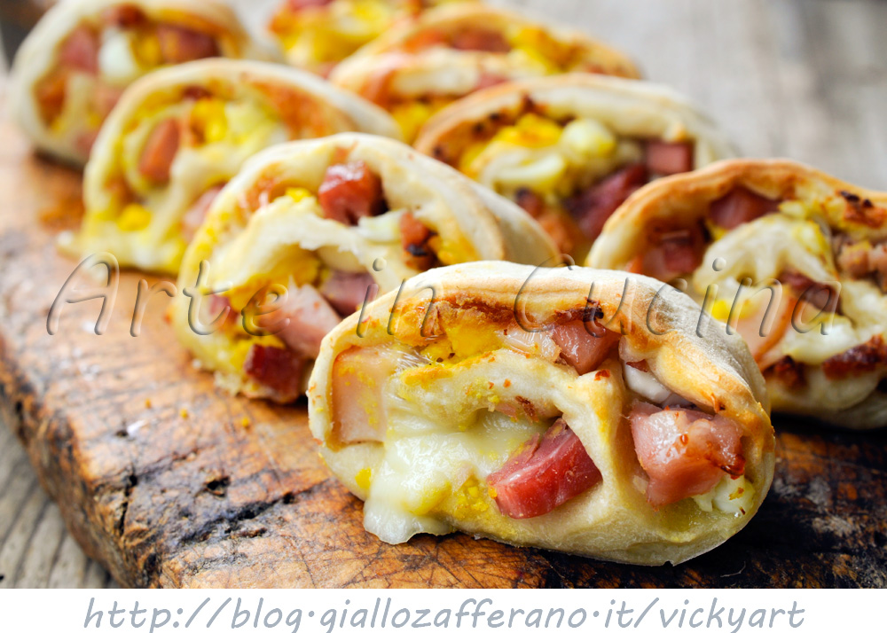 Rollos de tortano napolitano rápidos almuerzo de Pascua