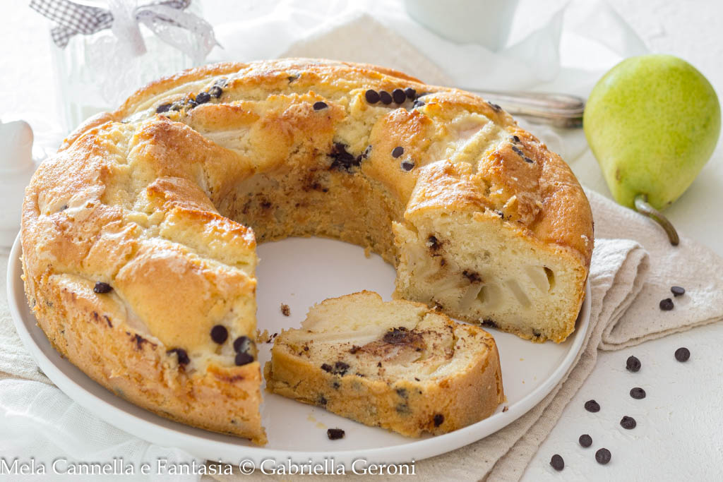 Rosca de peras y chocolate sin mantequilla