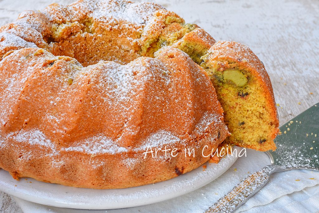 Rosca de pistacho y chocolate sencilla