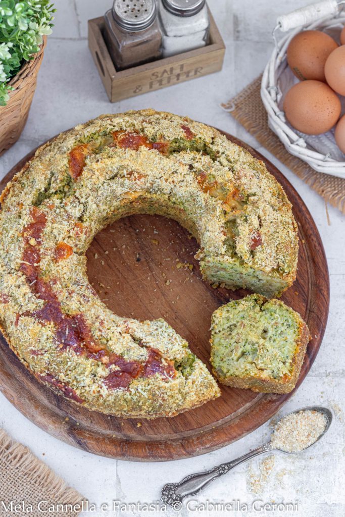 rosco de brócoli y salchicha muy esponjoso