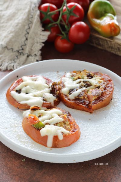 servid las tortillas calientes y fundentes