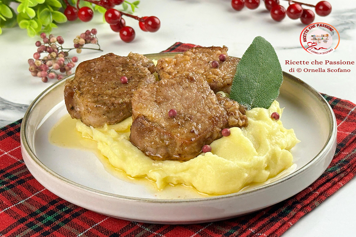 Solomillo de cerdo a la sartén con puré de patatas rápido y muy tierno