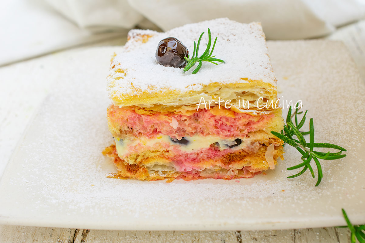 Sopa de pandoro pastel de Navidad