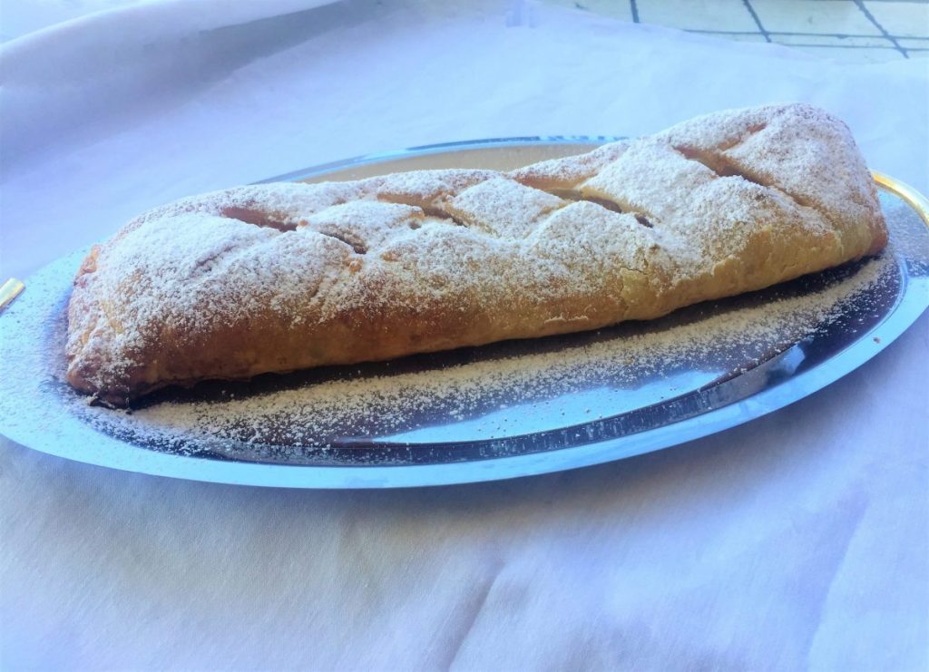 strudel de manzana