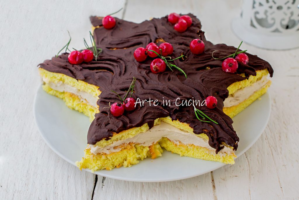 Tarta estrella de Navidad al tiramisú y café