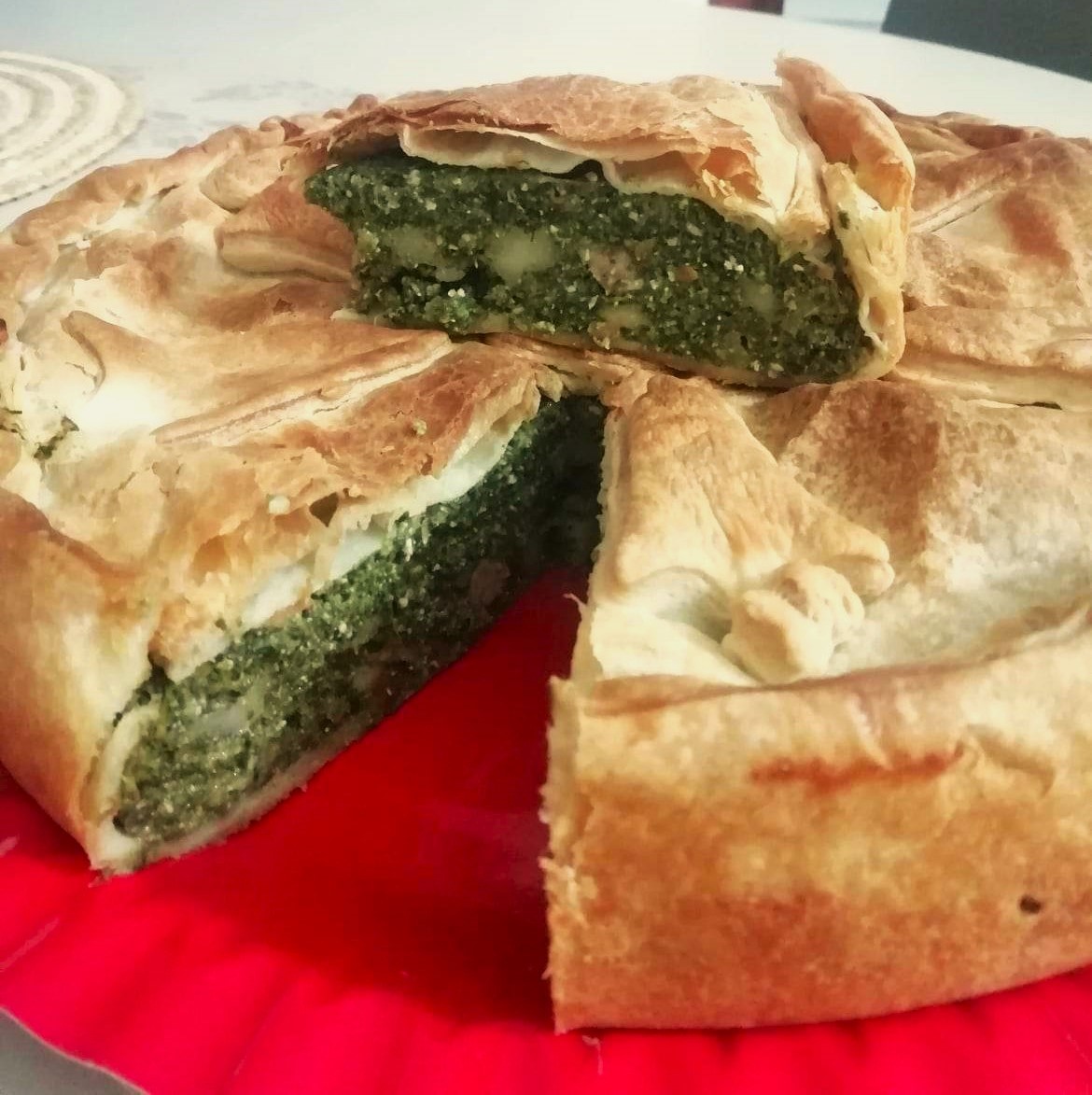 TARTA RÚSTICA con espinacas y quesos