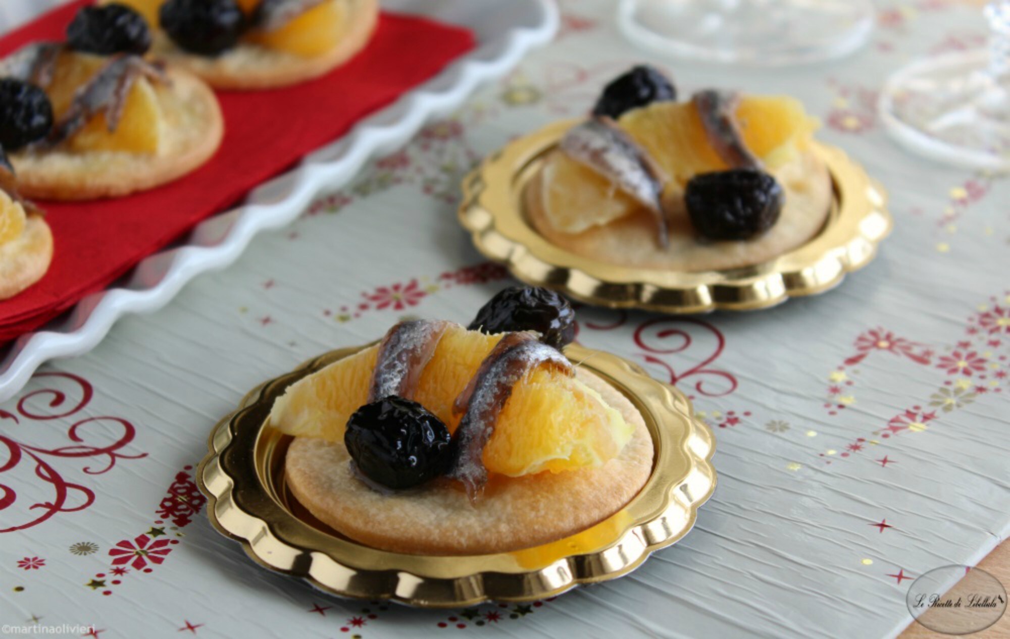 Tartaletas de naranja y aceitunas