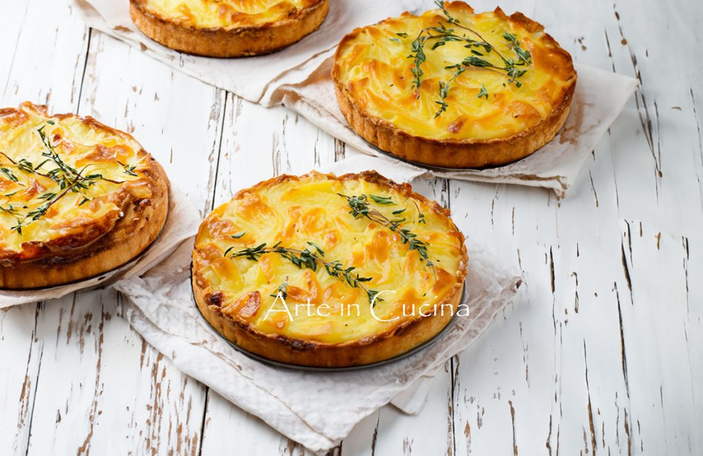 Tartaletas con patatas y queso