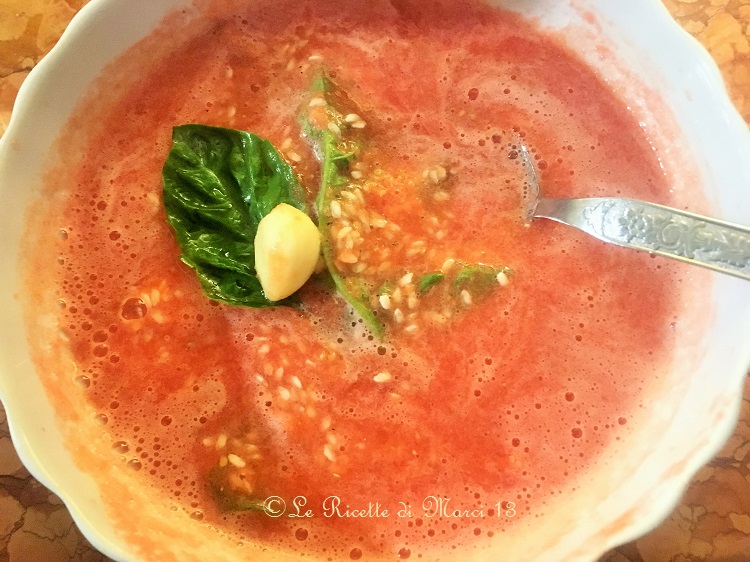 Tomates rellenos con arroz pulpa