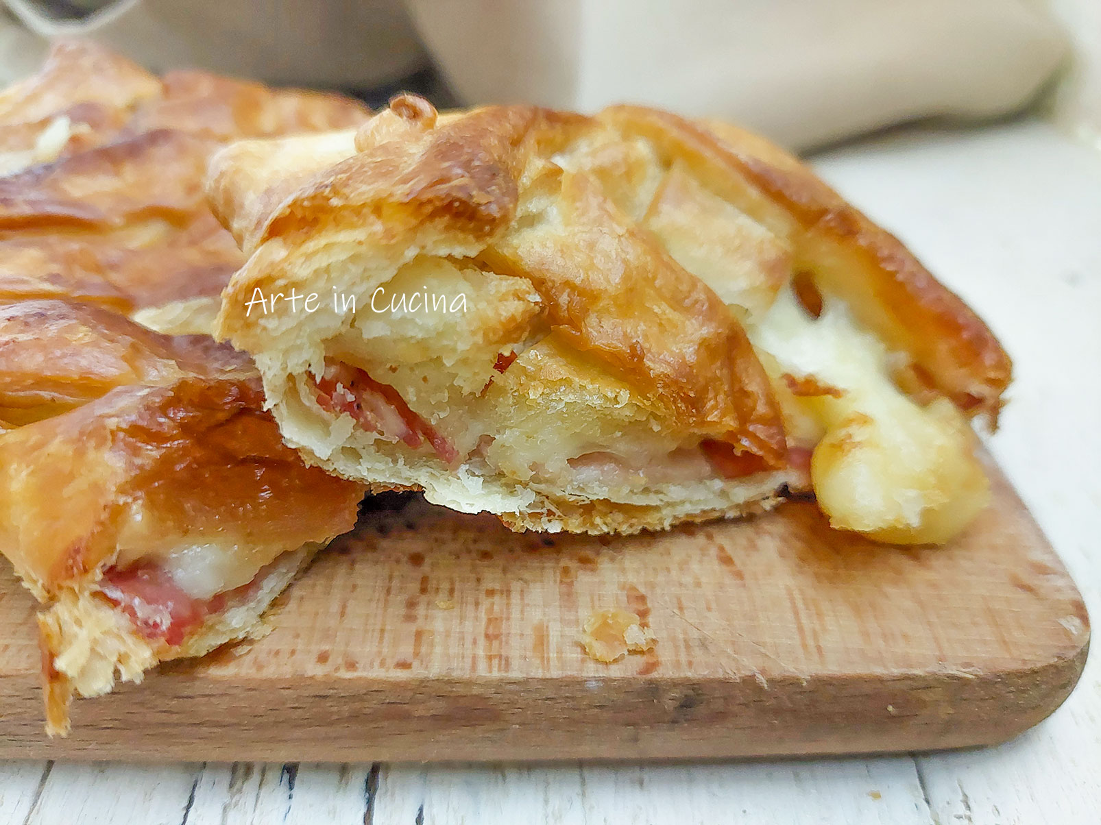 Trenza de hojaldre rellena