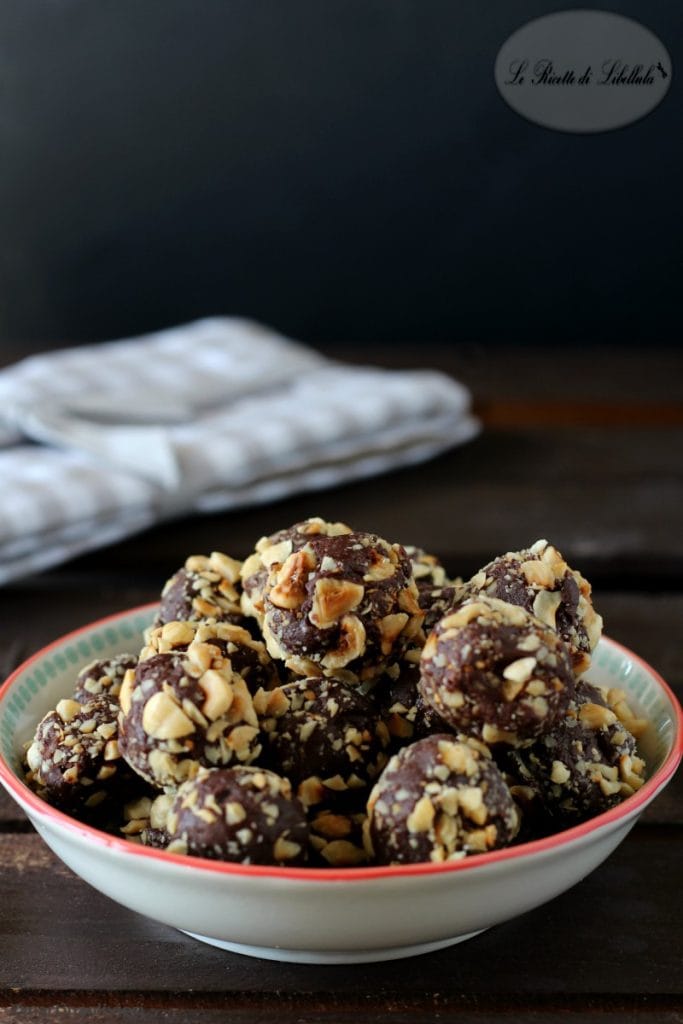 Trufas de chocolate y avellanas