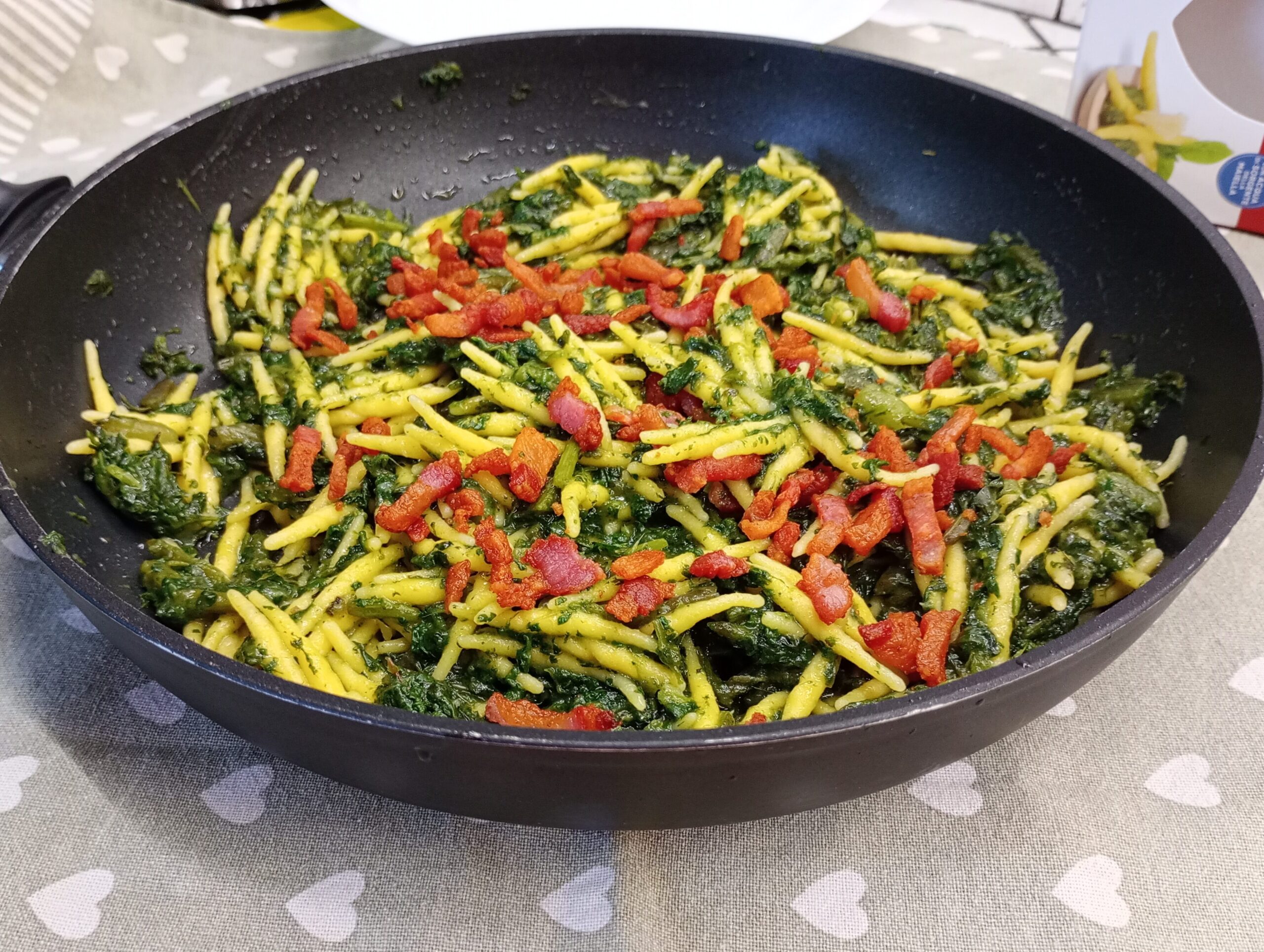 Trofie con grelos y guanciale