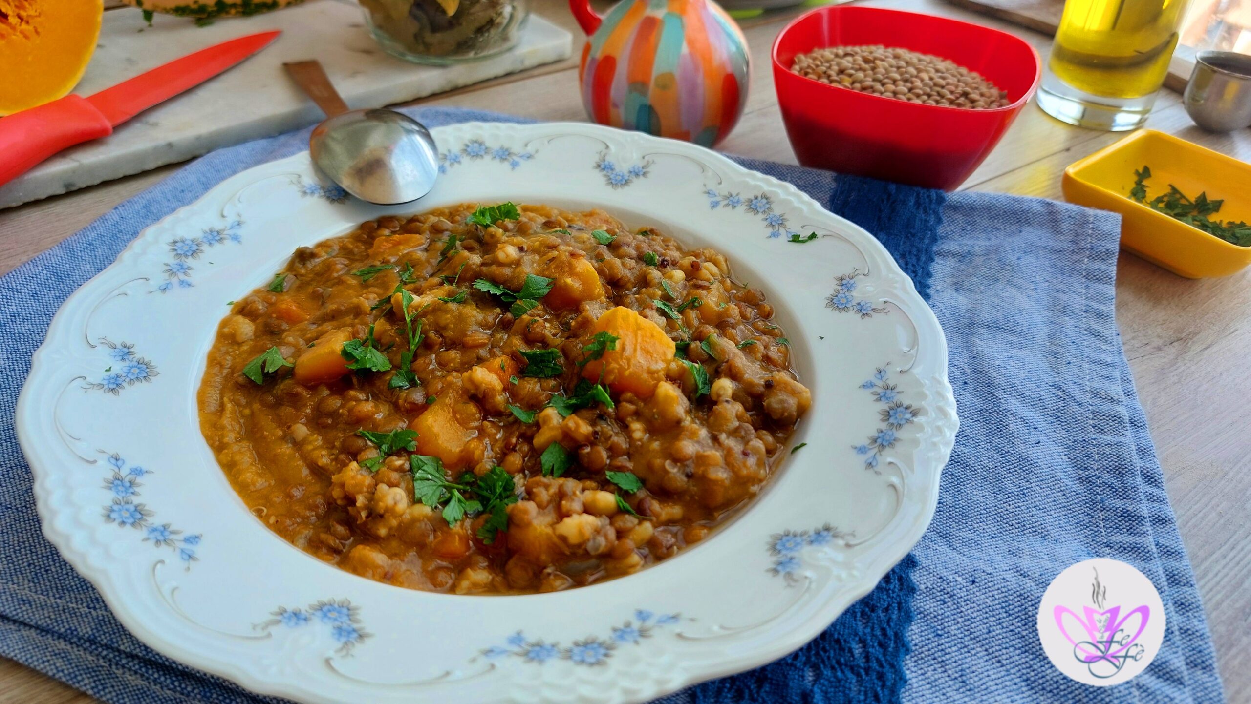 SOPA DE CEREALES EN CREMA DE CALABAZA Y LENTEJAS
