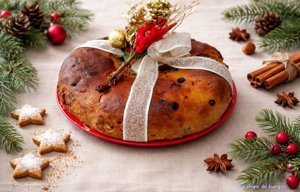 Panettone bajo genovés