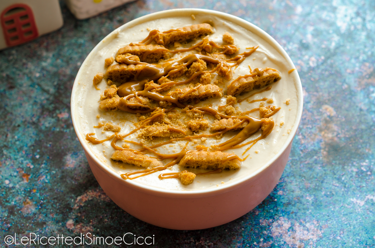 Cheesecake de yogur con dos ingredientes (viral japanese cheesecake)