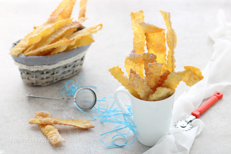 CHIACCHIERE CRUJIENTES