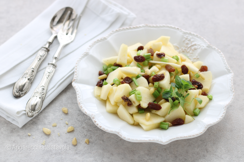 ensalada con las manzanas