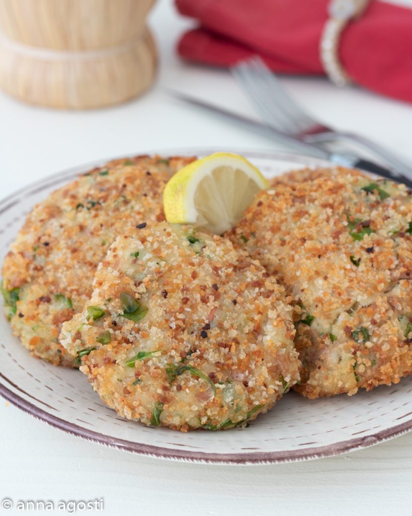 Filetes de atún y patatas