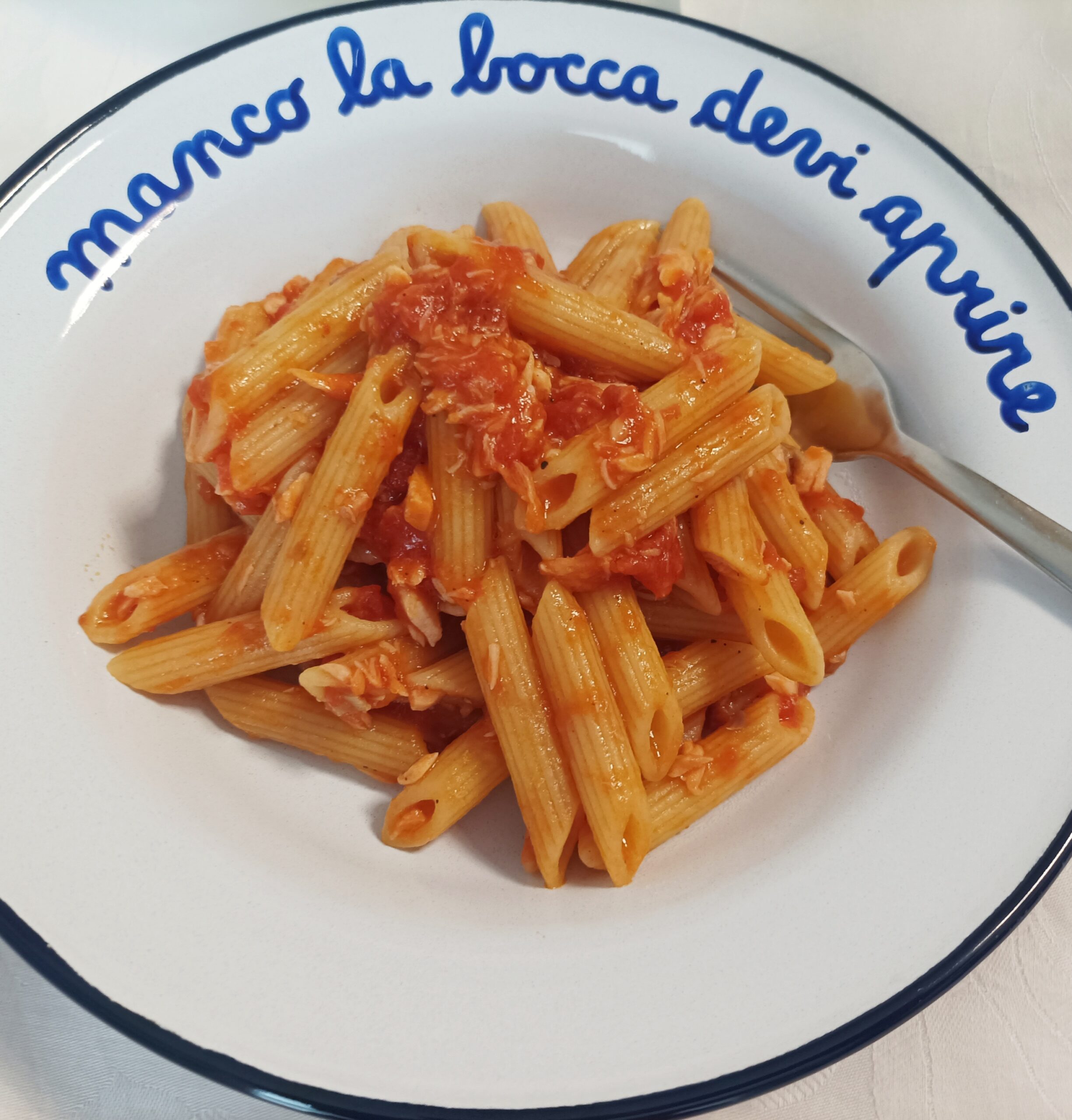 Penne con salmón