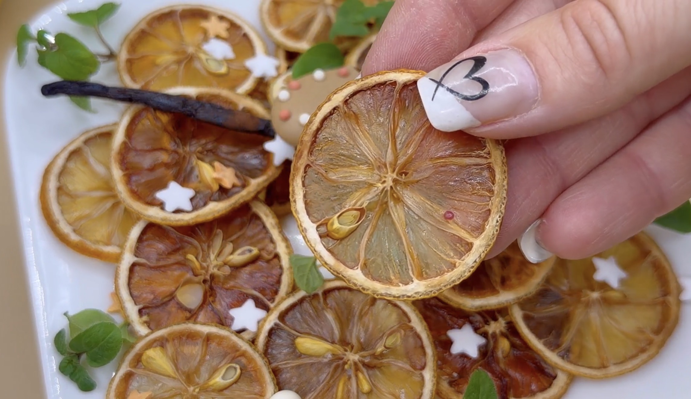 Los limones deshidratados que siempre preparo: perfectos para cócteles, infusiones y postres