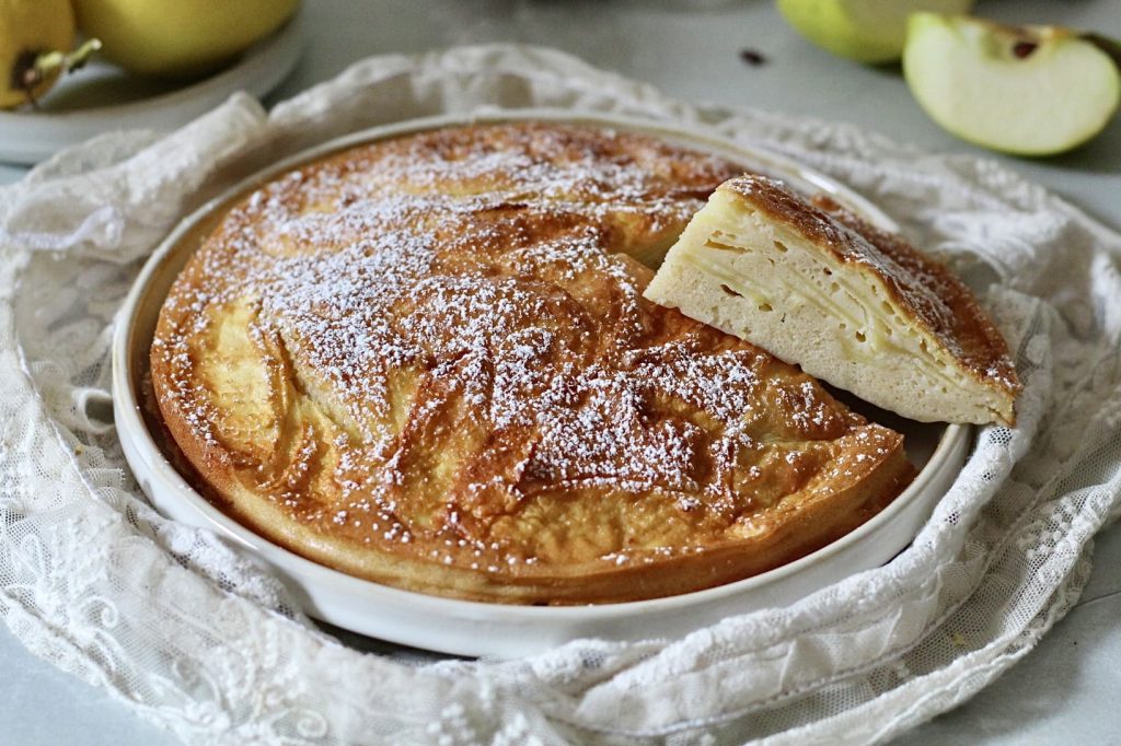Pastel de manzana en freidora de aire