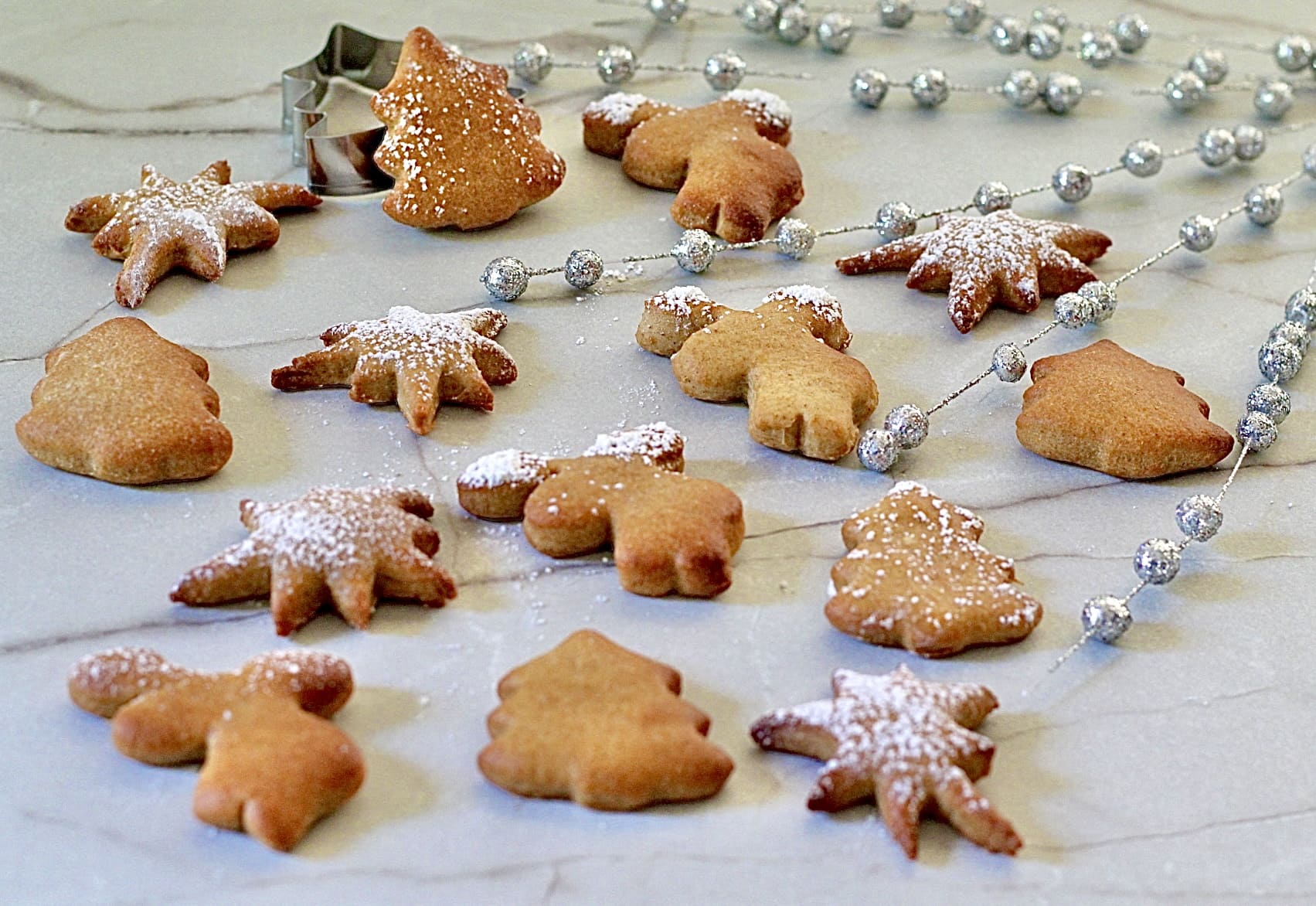 Receta fácil de galletas navideñas especiadas sin mantequilla.