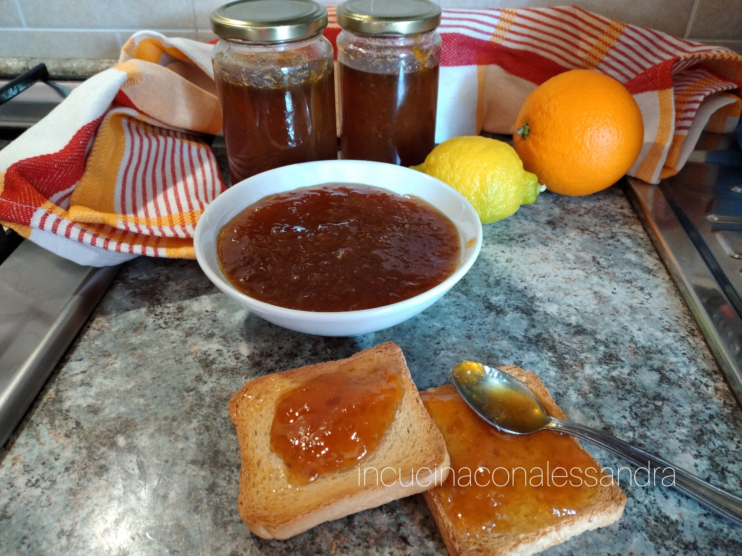 Mermelada de limones y naranjas