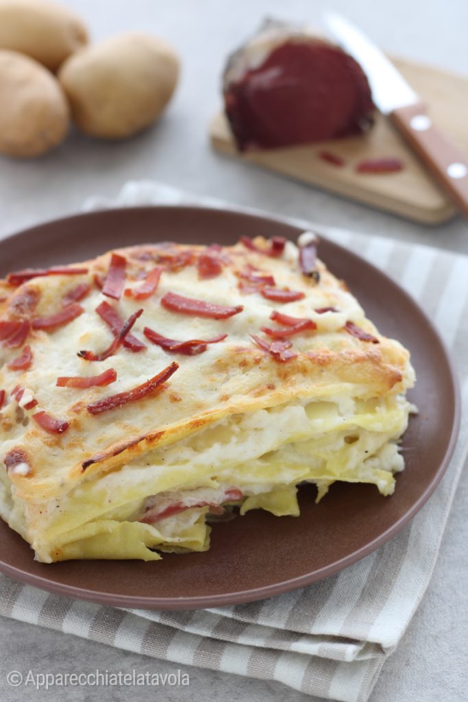 lasañas de patatas y speck