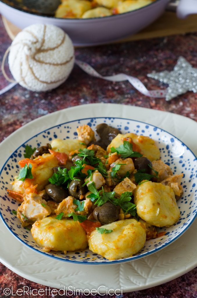 Ñoquis rellenos de calabaza con ragú de mariscos
