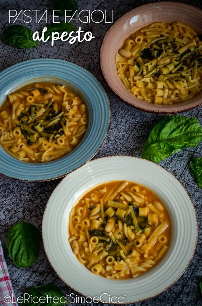 Pasta y judías al pesto