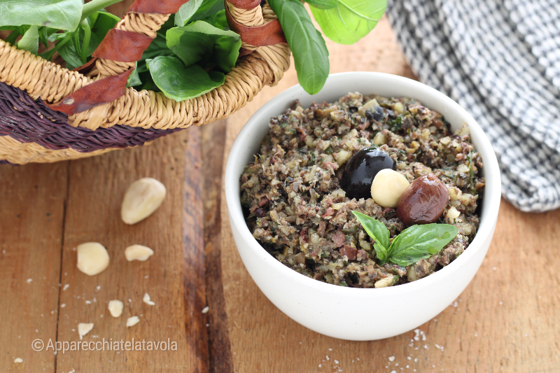 PESTO DE ACEITUNAS TAGGIASCHE
