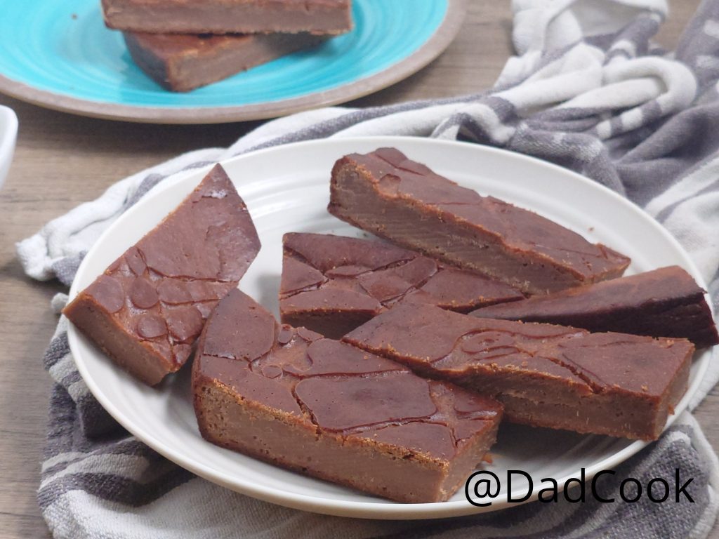 Receta Patùna Rápida: El Castagnaccio Cremonés Sencillo con Leche (Versión Popular)