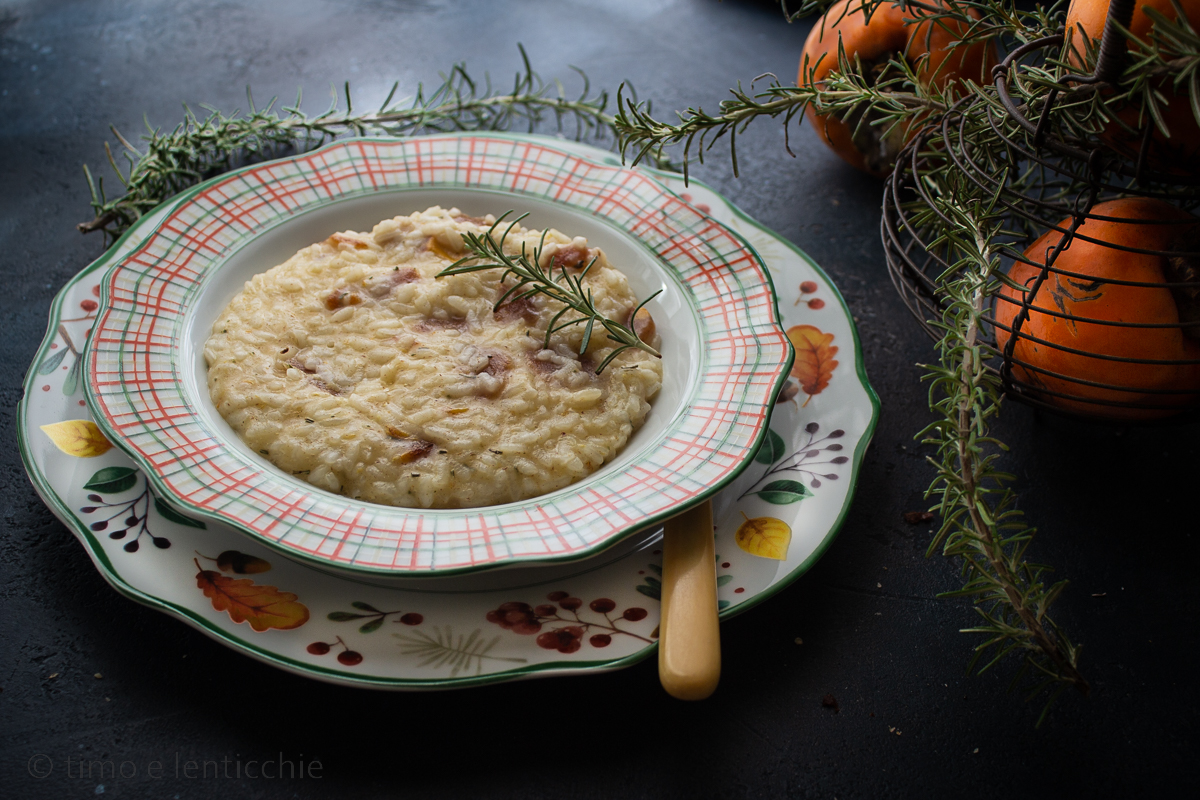 Risotto con caquis y romero