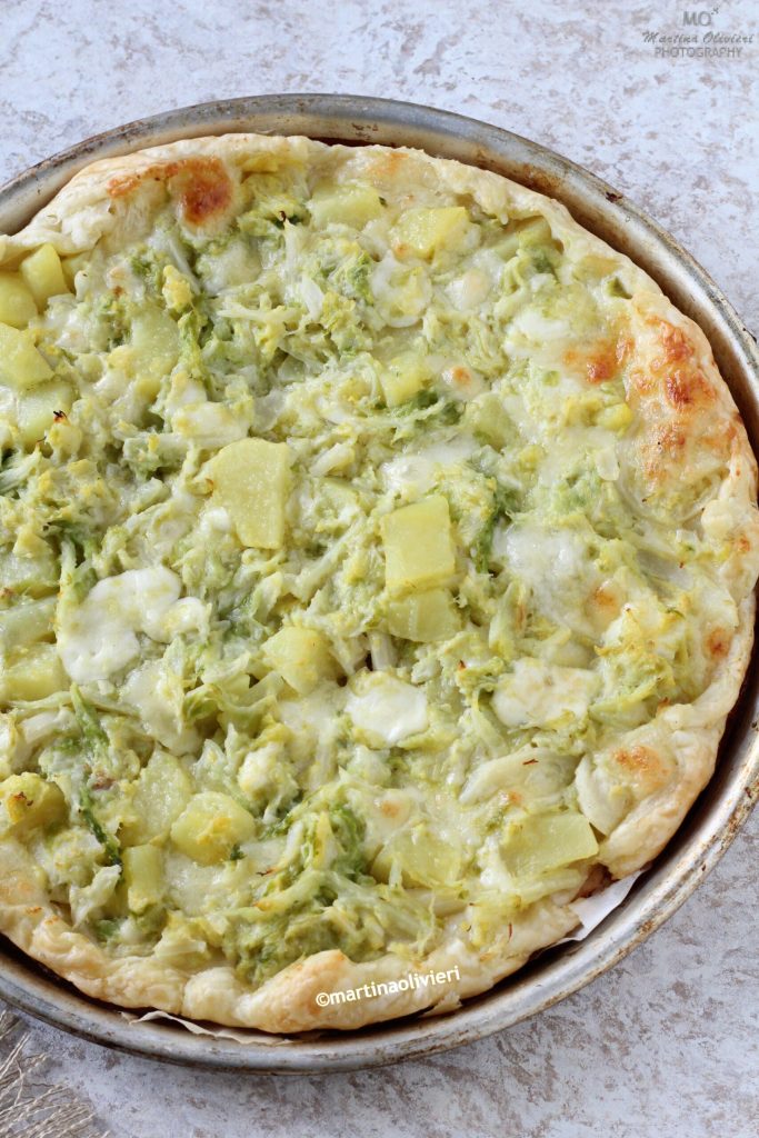 Tarta salada con col y stracchino