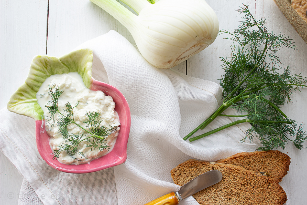 Tzatziki con hinojo