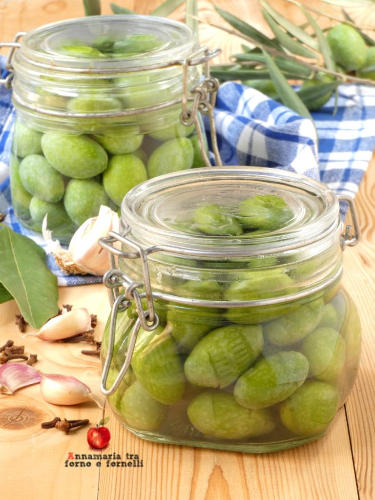 aceitunas verdes en salmuera