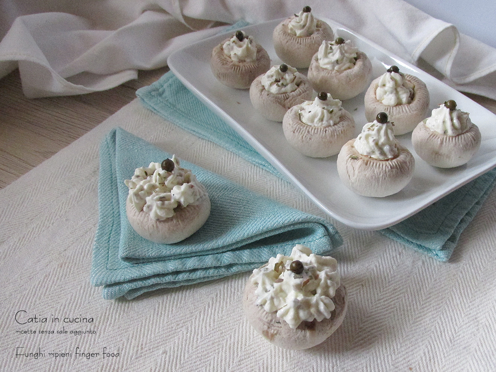 champiñones rellenos finger food