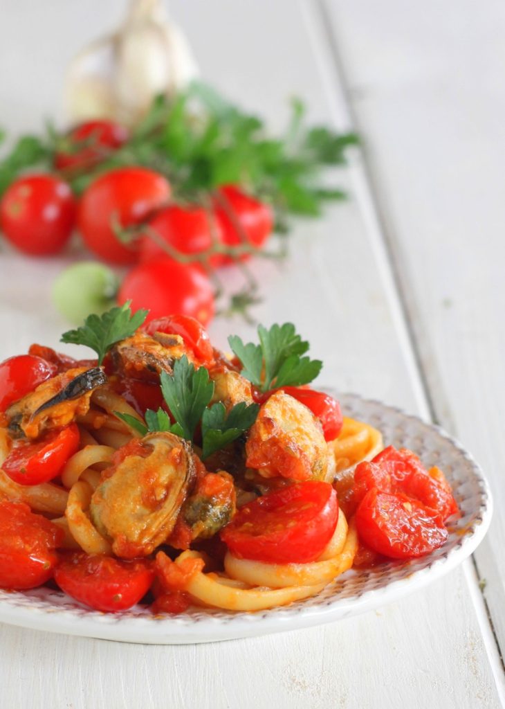 Linguine con mejillones y tomatitos