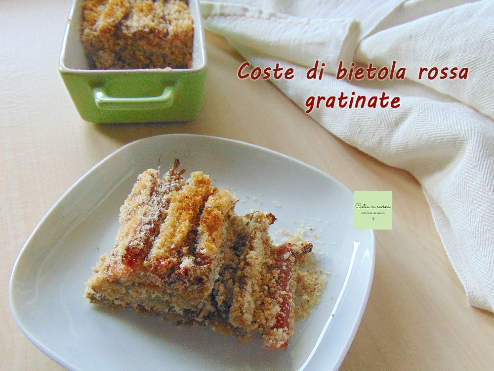 Costillas de acelga roja gratinadas