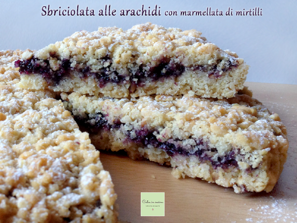 Desmenuzada de cacahuetes con relleno de mermelada