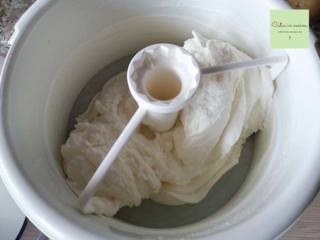 helado de ricotta listo