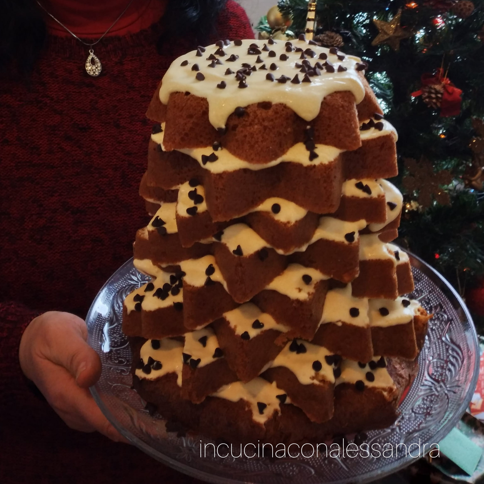 Pandoro casero relleno