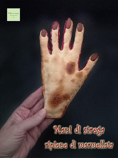 mano de bruja rellena de mermelada