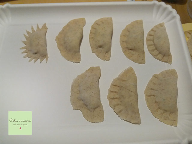 medias lunas rellenas hechas por Flavia