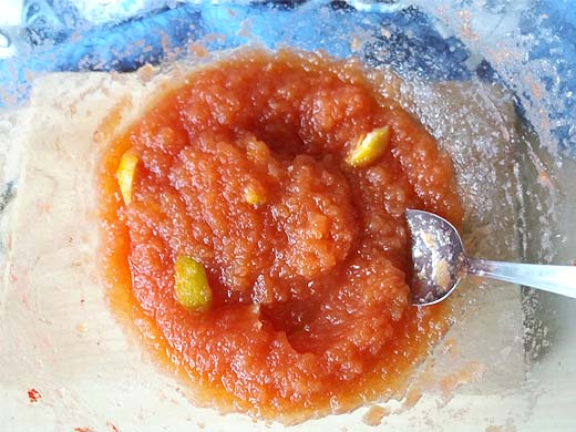 mermelada de cáscaras de sandía con cáscaras de limón