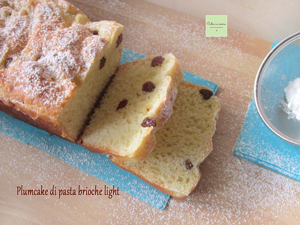 plumcake de masa brioche con pasas