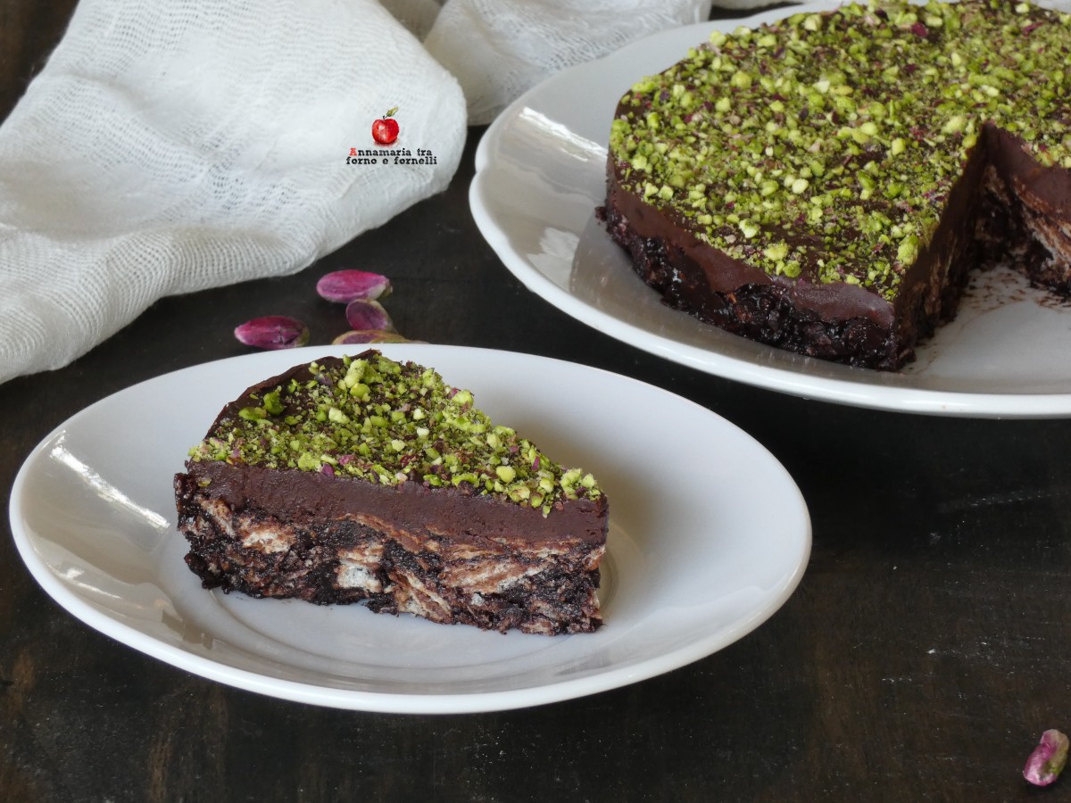 Tarta fría de chocolate y pistacho