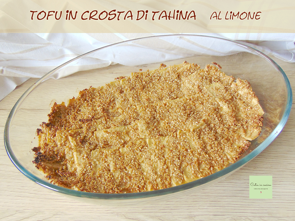Tofu en costra de tahina al limón