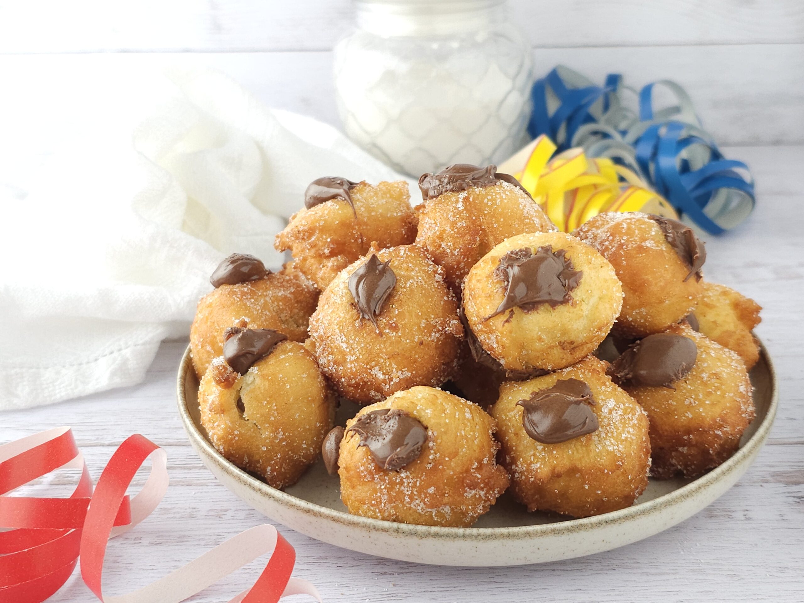 Buñuelos de ricotta rellenos de nutella