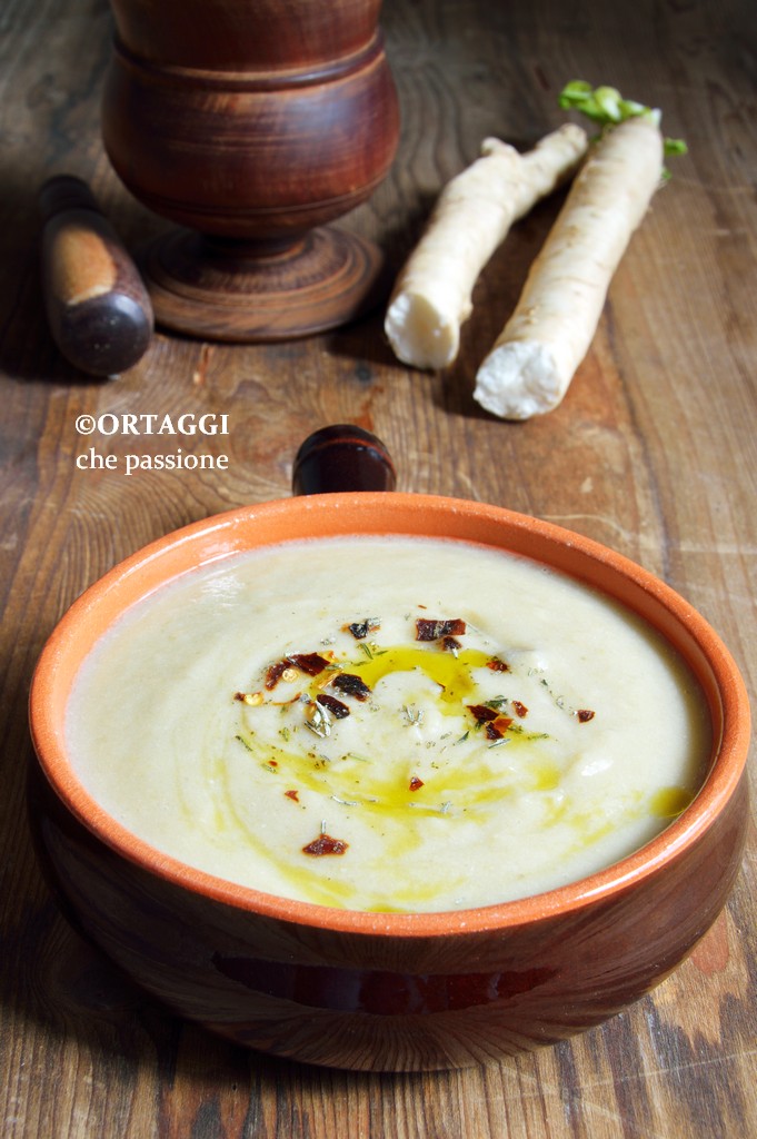 Crema de raíces amargas de Soncino o Chiavari